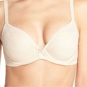 Wacoal Finesse Molded Underwire T-Shirt bra #853201 size 34DDD